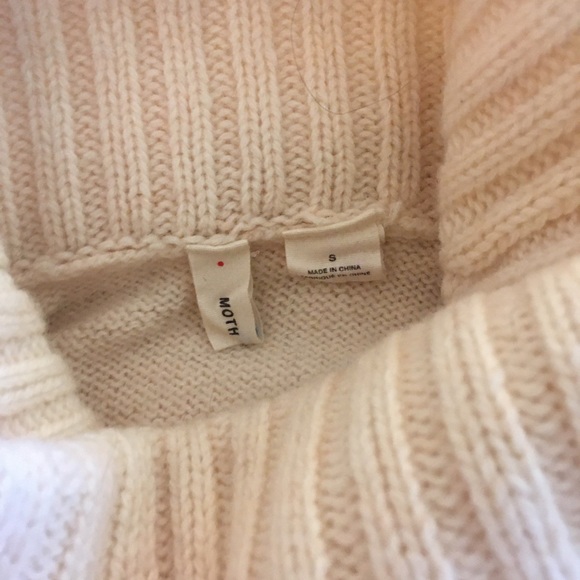 Moth Oversized Wool Blend Turtleneck Sweater - Picture 13 of 15